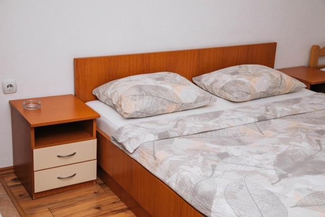 보산스카 그라디슈카 Jezero Laminci B&B 외부 사진